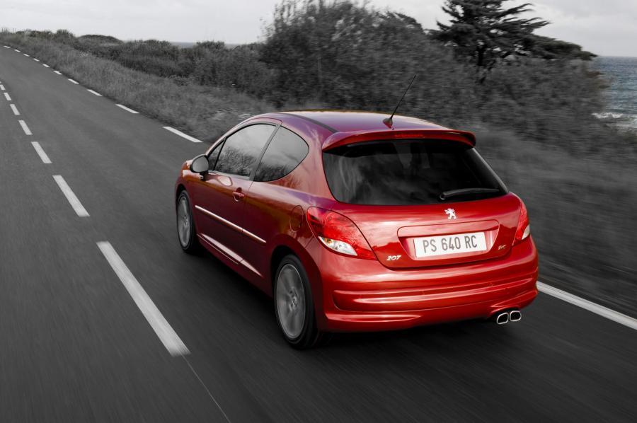  Peugeot 207 RC 2010 года  (фото 12 из 27)